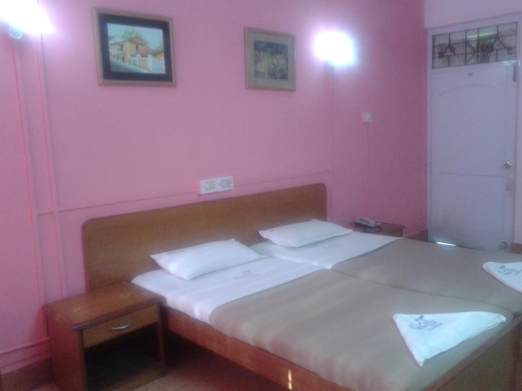 Hotel Colva Residency Habitación foto